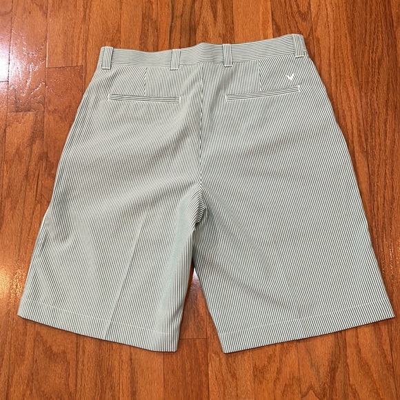 Callaway Mens Size 32 Green White Striped Lightweight Golf Shorts - Picture 4 of 12